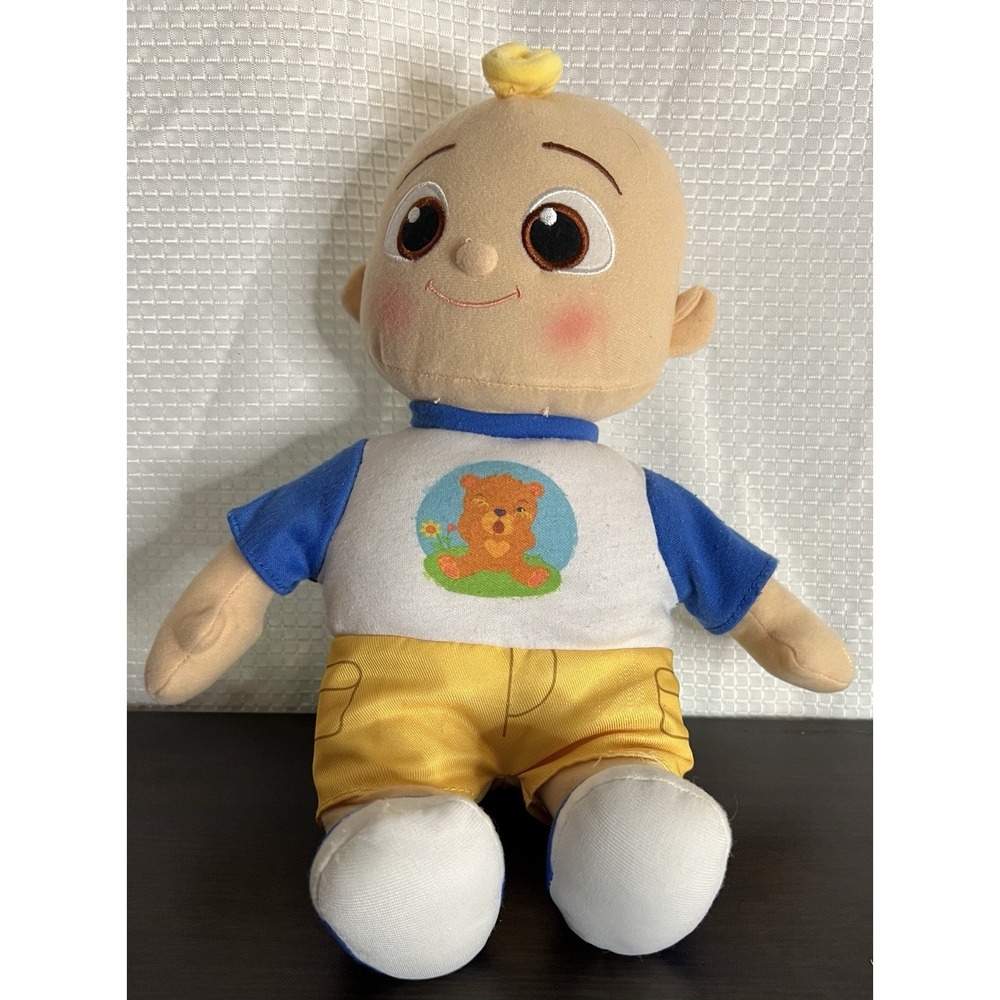 CoComelon Talking Plush Doll Medium 2022 Blue Yellow Beige White‎